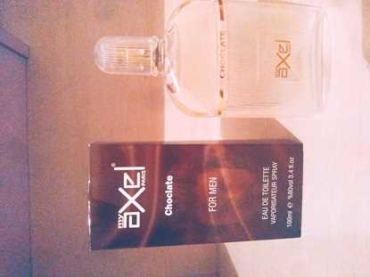 Axel Bay parfüm resmi