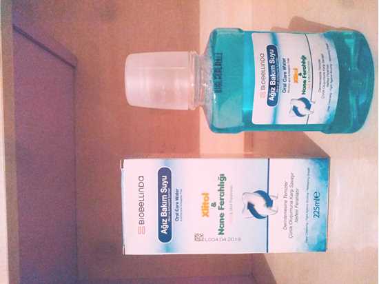Picture of 225 ml ağız bakım suyu.