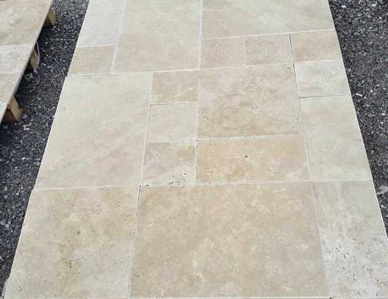 LİGHT TRAVERTİNE resmi