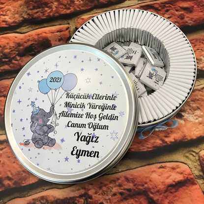 Picture of Etiket Bakılı Metal Kutuda 100 Adet Çikolata