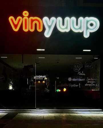 Satıcı için resim yunus emre gülsün