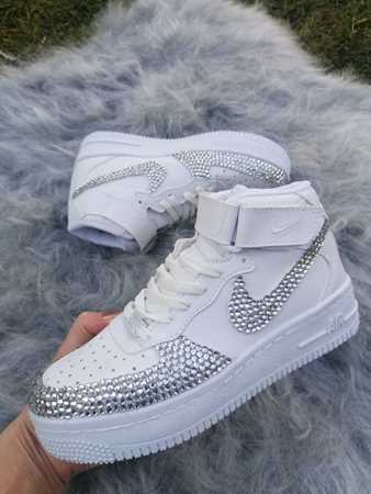 Satıcı için resim Crystalshoesdesign