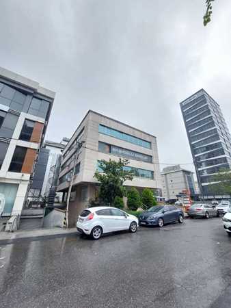 Satıcı için resim Mega-Farma İlaç ve Kozmetik San. Tic. Paz. Ltd. Şti.