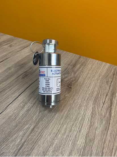 Picture of FM200 Gas Cylinder Solenoid Actuator Valve C/W Manual Valve